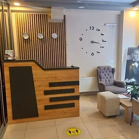 Hotel Ador Troia 3*